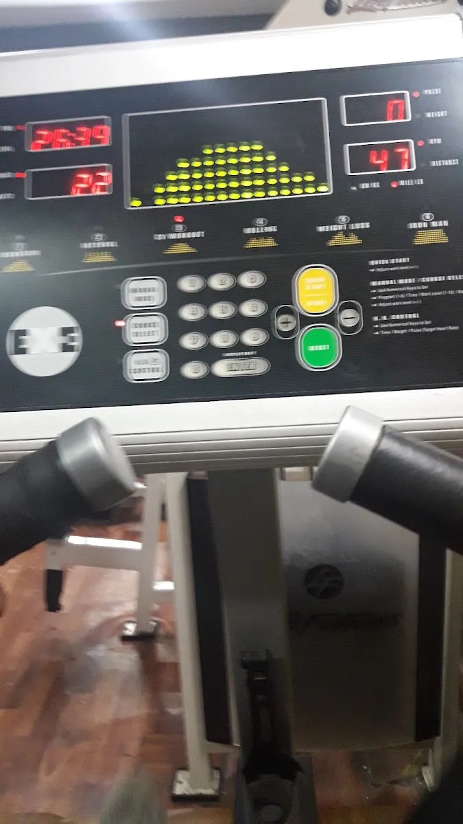 Golden Gym And Spa photo 3