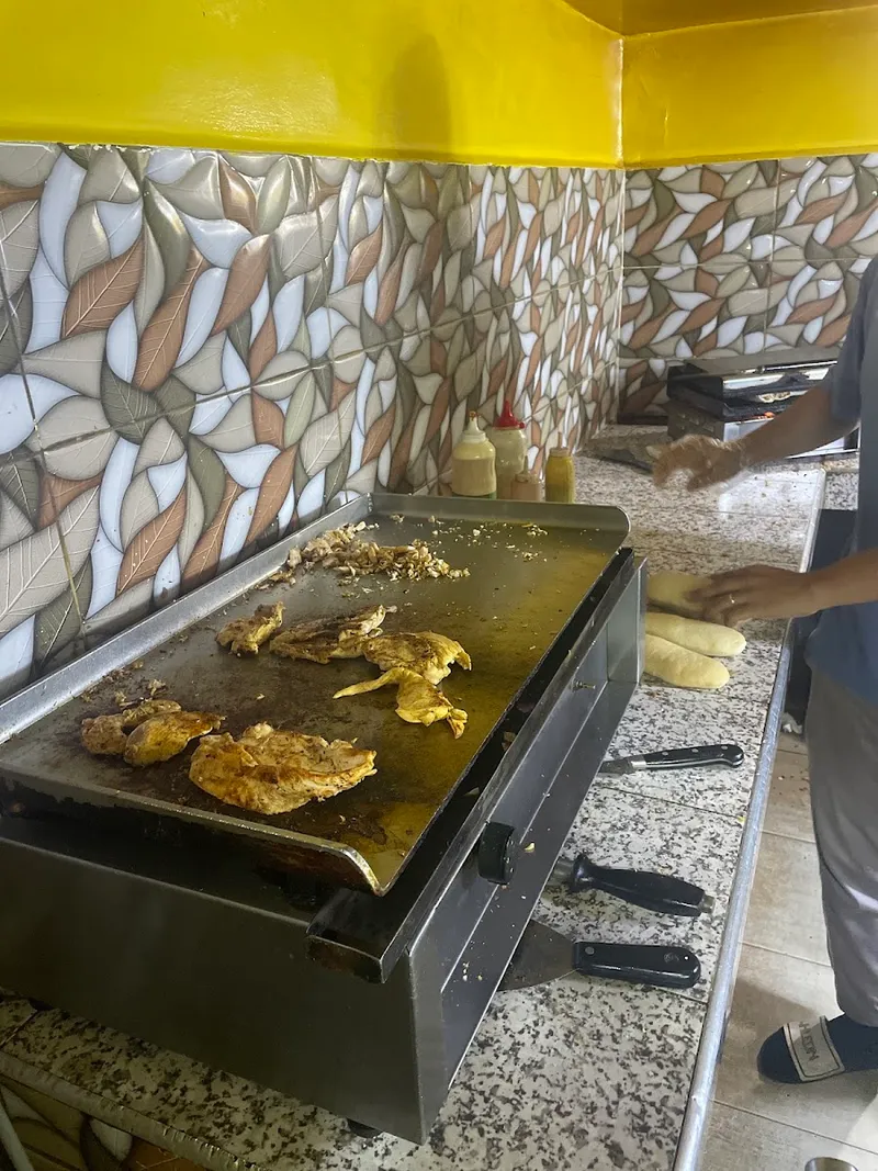 مطعم الطوسي photo 1