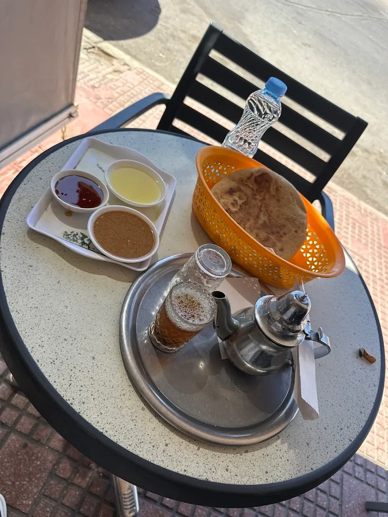 صورة 1 من Assouna : Café & Restaurant