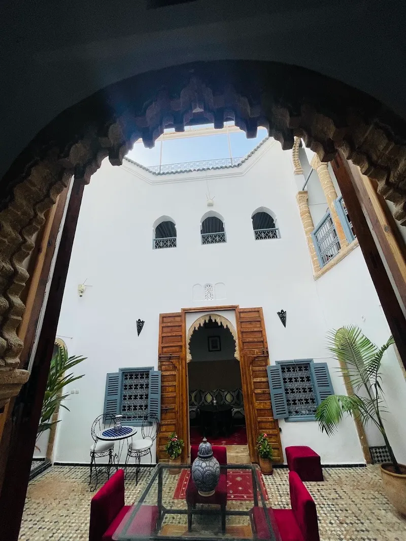 Riad Narjiss photo 1
