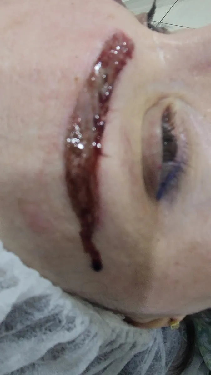 Photo 3 de Naoual brows