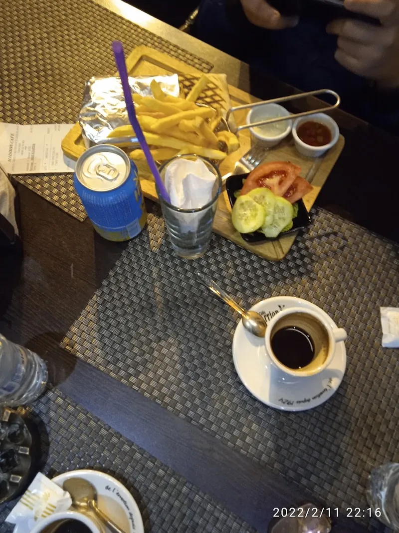 صورة 2 من Madison Coffee