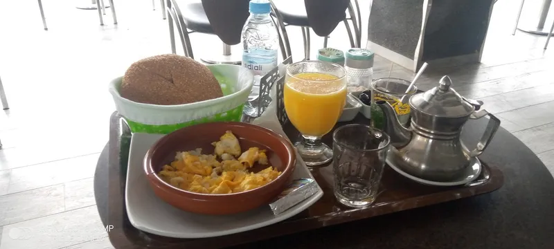 Photo 1 de Cafe Hlila