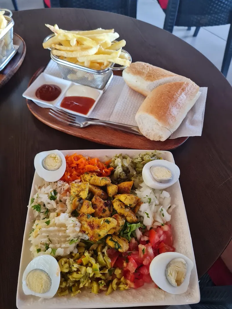 صورة 2 من Café Azmizam