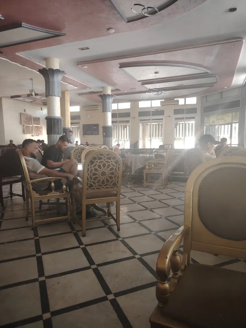 صورة 2 من Café Ajial