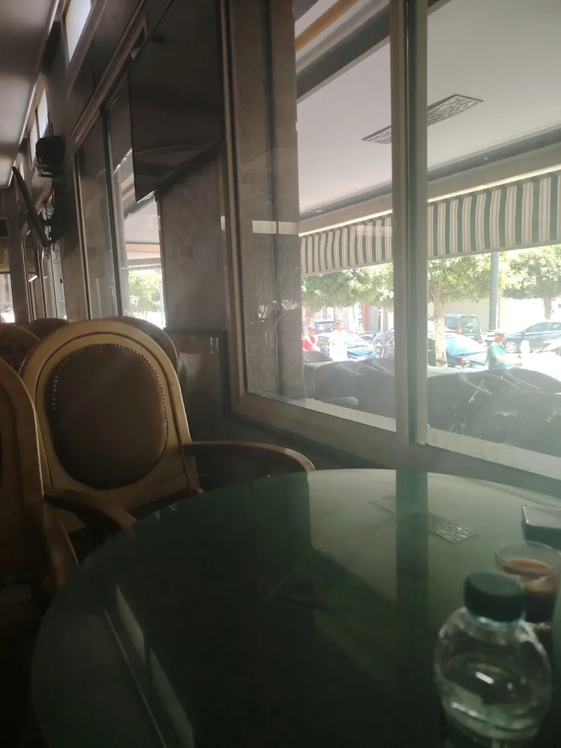 صورة 1 من Café Ajial