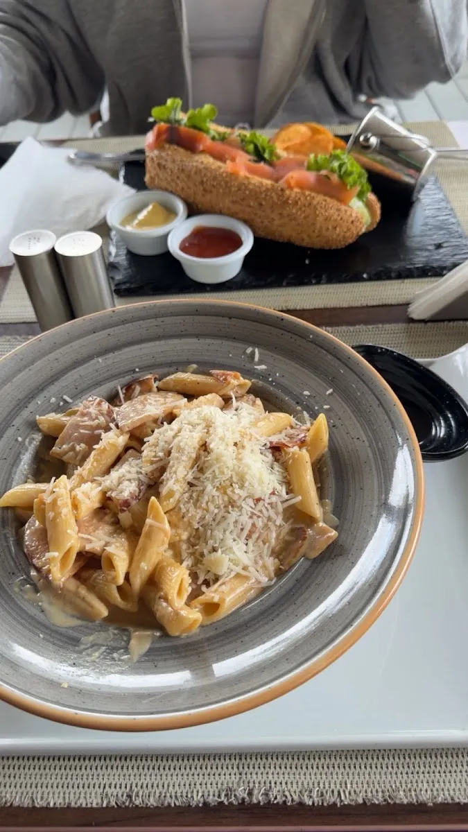 Photo 4 de Daily's Restaurant & Coffee House