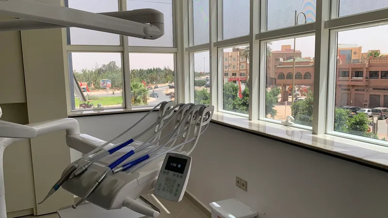 Photo 2 de Chirurgien dentiste /Dr ABOU-HAMIDA AYOUB