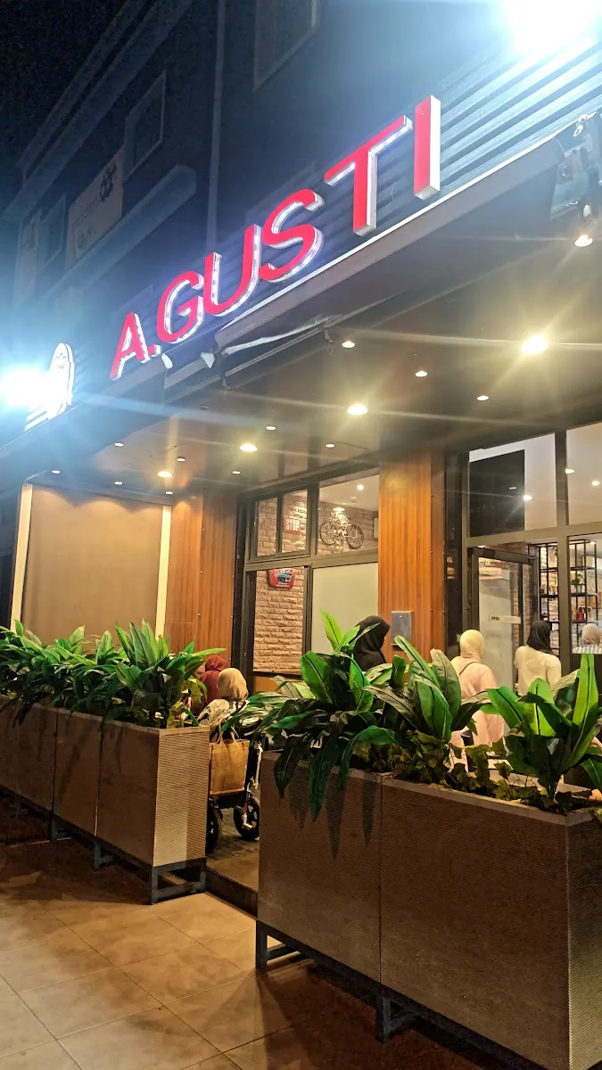 A.GUSTI photo 3