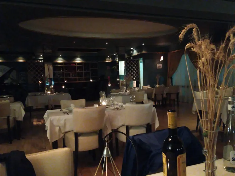 Relais de Paris photo 1