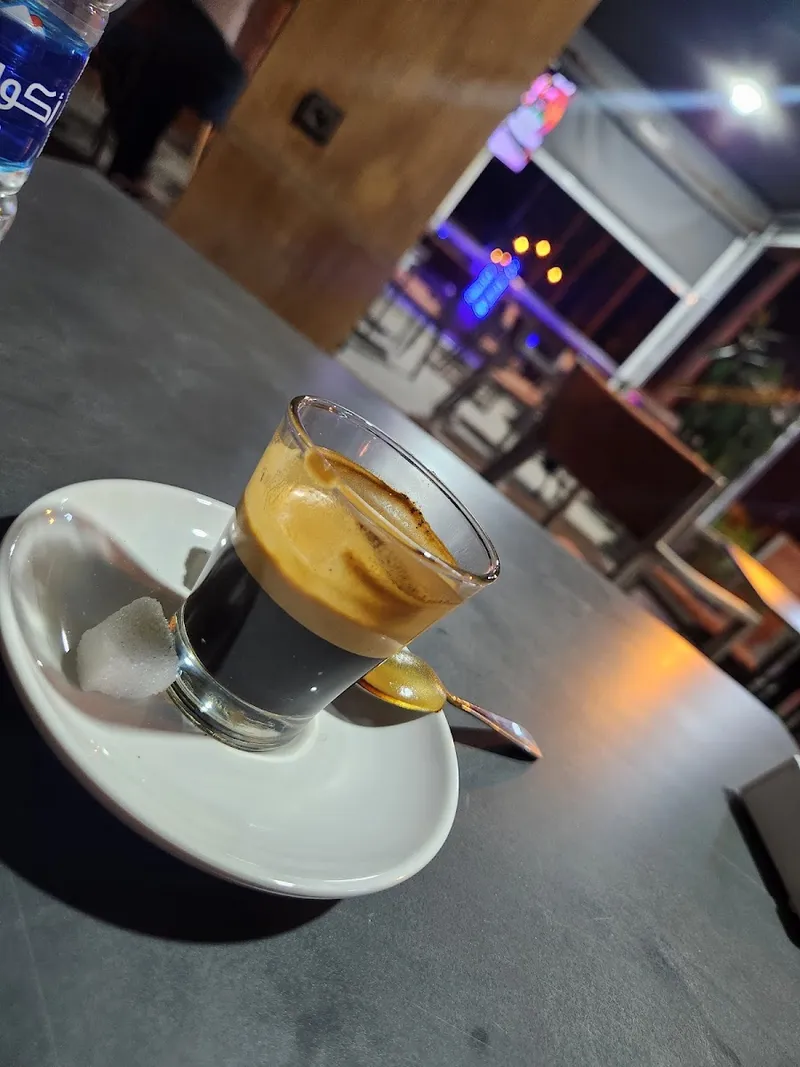 Café Fleurie photo 2