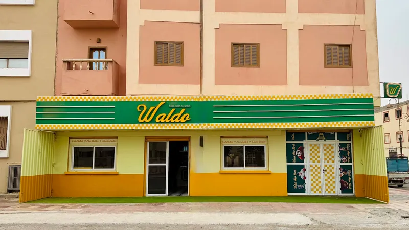 صورة 2 من WALDO NEW YORK KITCHEN