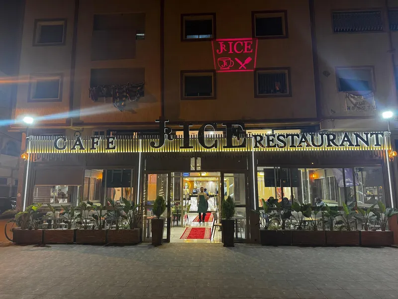 Photo 1 de LA casa : Café & Restaurant