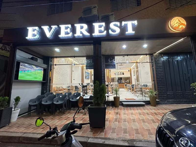 Photo 1 de Café Everest