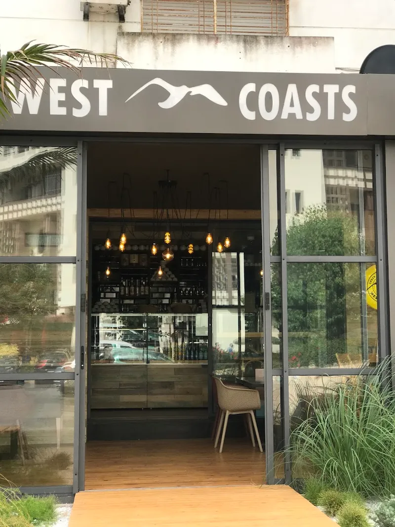 صورة 1 من West Coasts Urban Coffee house