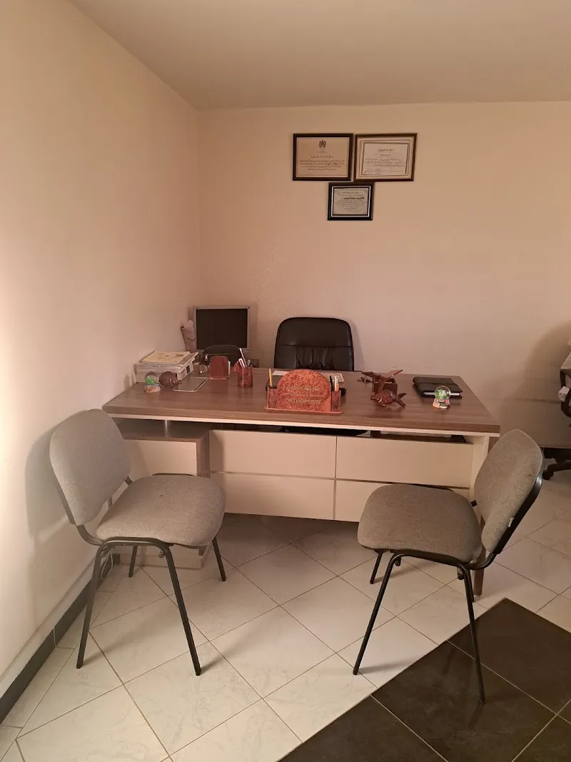 صورة 2 من Cabinet d'Orthoptie, Malika Rahmoun - عيادة ترويض العين ومعالجة الحول