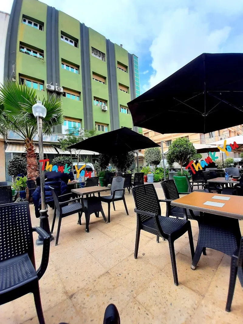 صورة 1 من Café 3 Mars tiercé