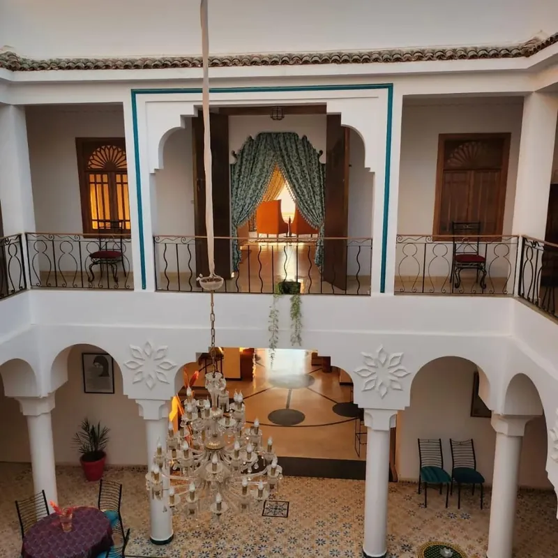 Photo 4 de Safi Vacances : Salle des fêtes, Maison d'hôtes, Café, Restaurant, Piscine, Parc de jeux, Terrain de foot & Salle de sport. .