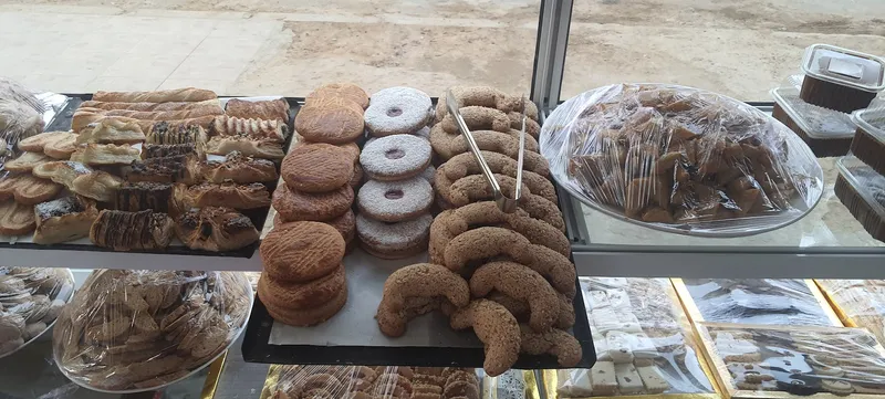صورة 2 من حلويات الشمالية