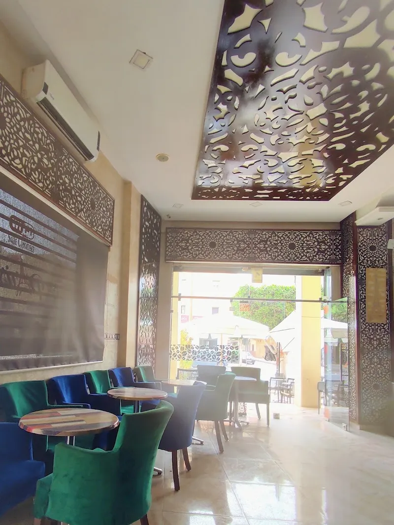 Café petit PARIS photo 2