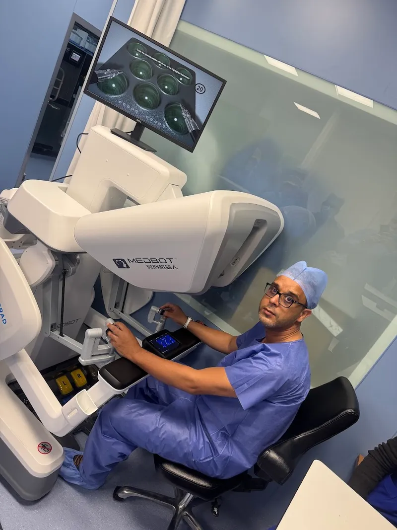 Photo 4 de Cabinet de Neurochirurgie Dr. El Habib Ghennem