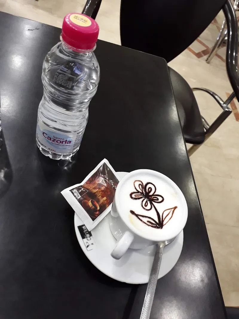 صورة 3 من Café Nakhil Bouskri