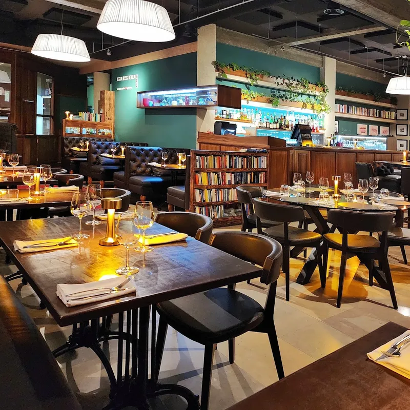 Photo 1 de Gusto Italia Restaurant